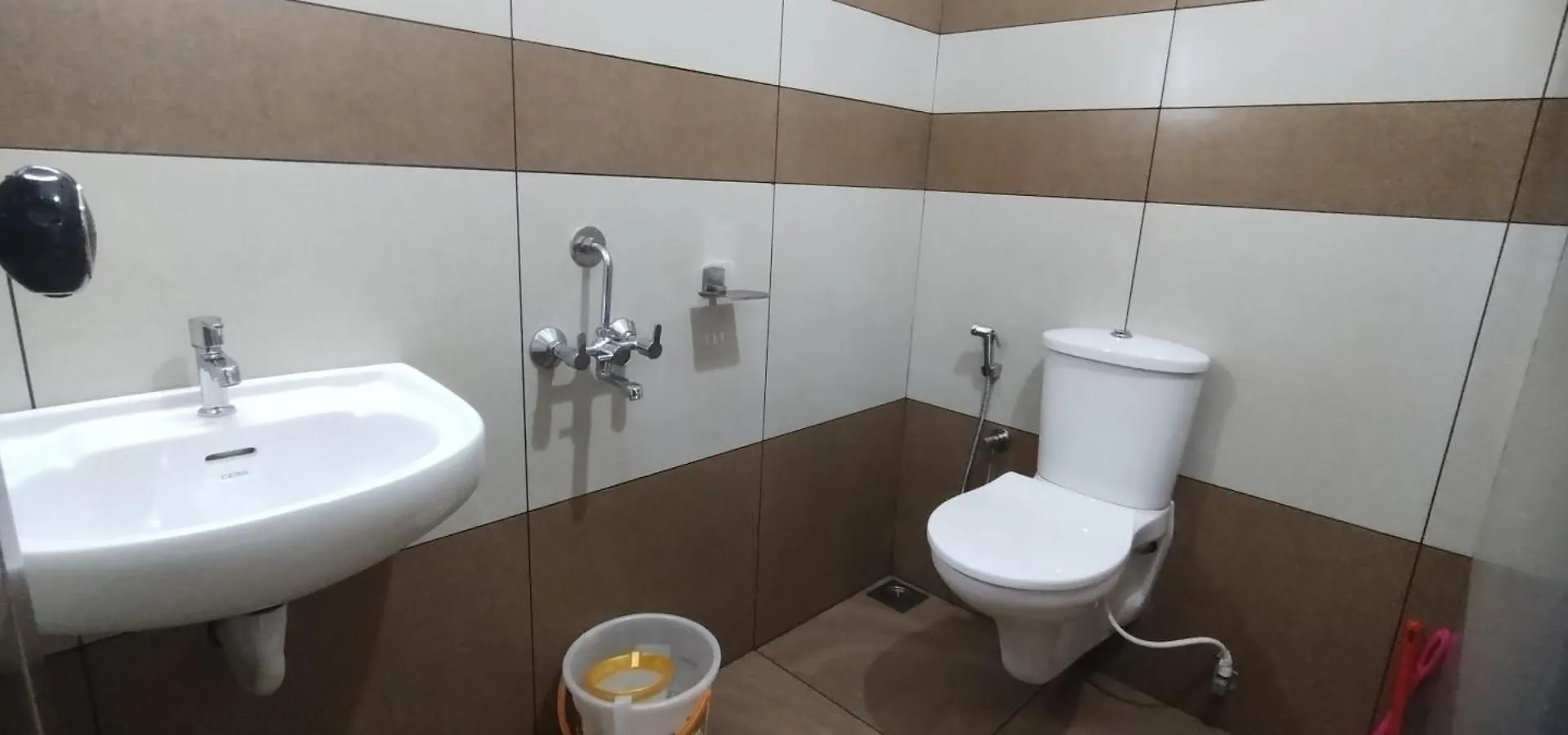 Zora Rooms Alappuzha