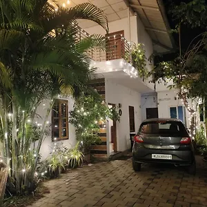 White Shore Homestay